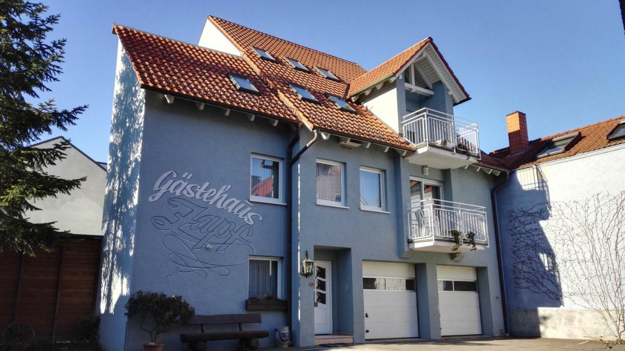 Wirtshaus & Hotel Zur Alten Brauerei Zapf Uettingen Exterior photo